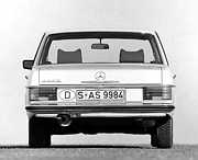 Ab 1973 erhielt der Mercedes 200 D ein Facelift